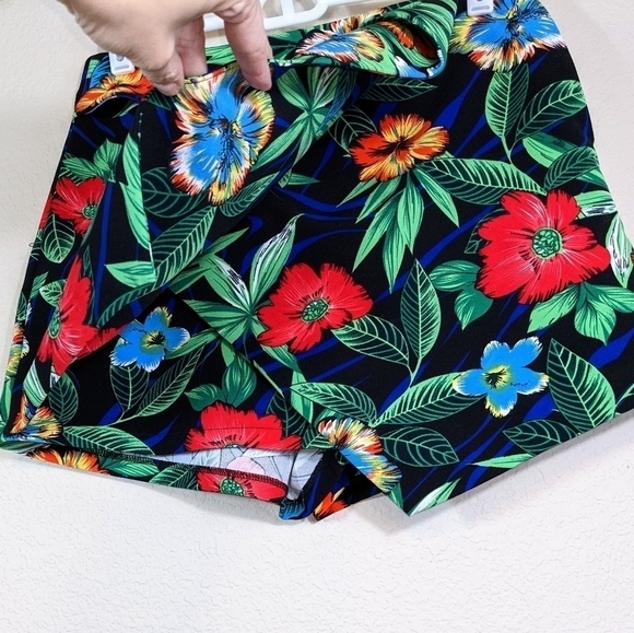 Tropical Flower Skorts by Girls on Film (ASOS) - Picture 2 of 5